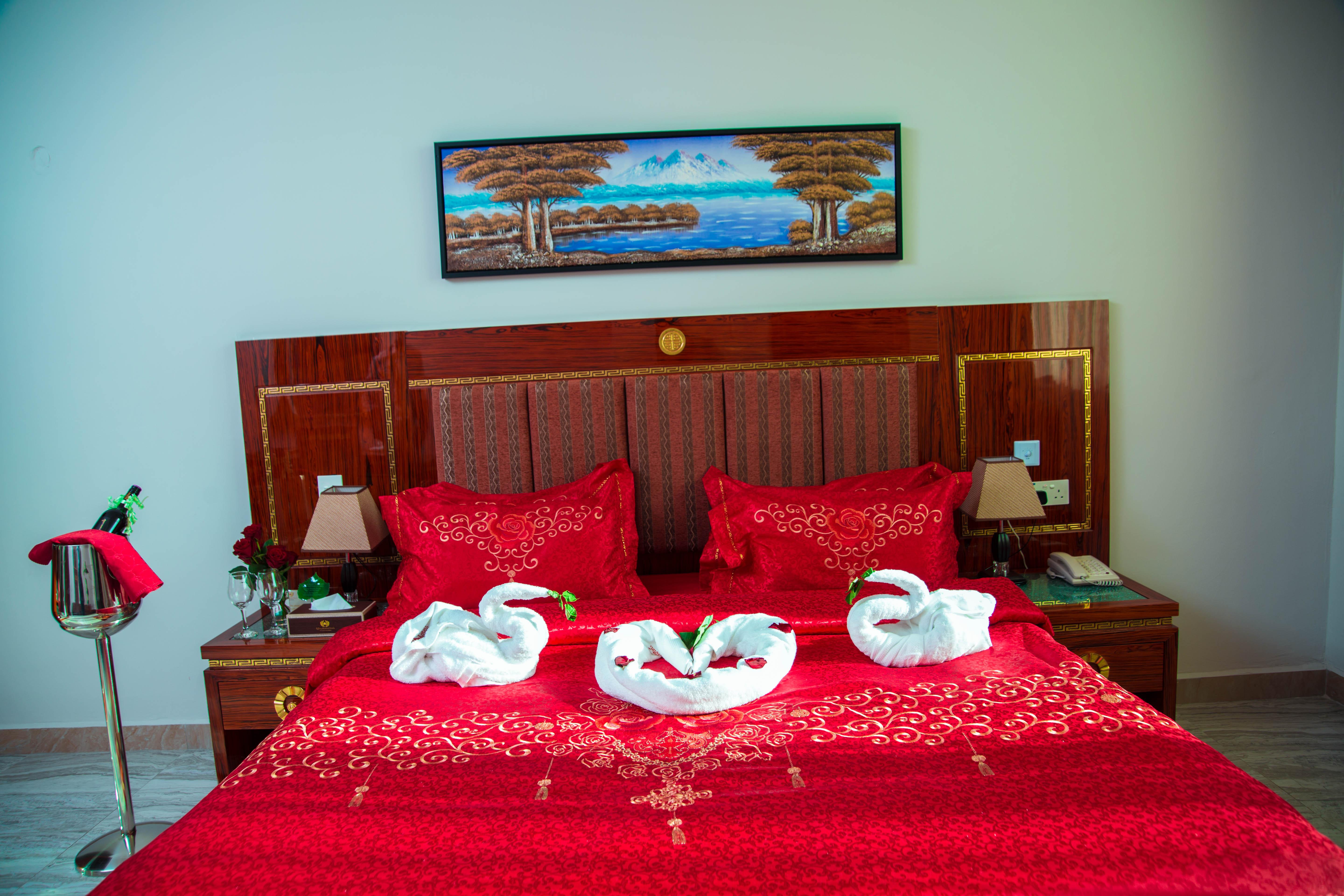 ทิฟฟานี ไดมอนด์ โฮเต็ล - มากุนงคันยา สตรีท Hotel ดาร์เอสซาลาม ภายนอก รูปภาพ