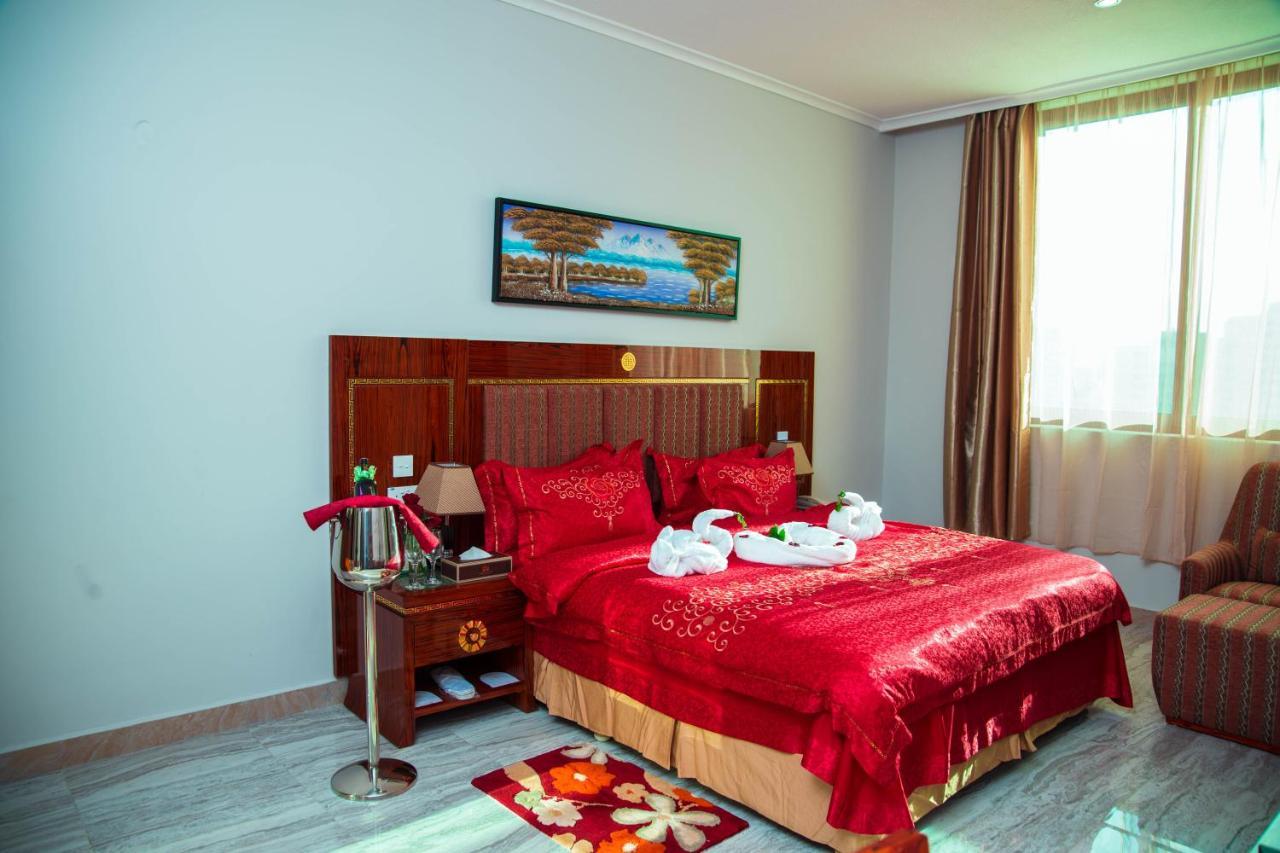 ทิฟฟานี ไดมอนด์ โฮเต็ล - มากุนงคันยา สตรีท Hotel ดาร์เอสซาลาม ภายนอก รูปภาพ